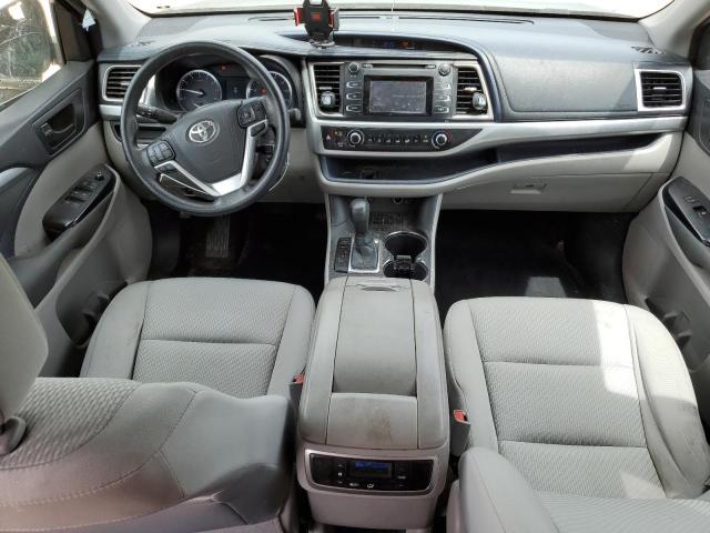 Photo 8 from auction – 2016 TOYOTA HIGHLANDER with VIN 5TDZKRFHXGS176774