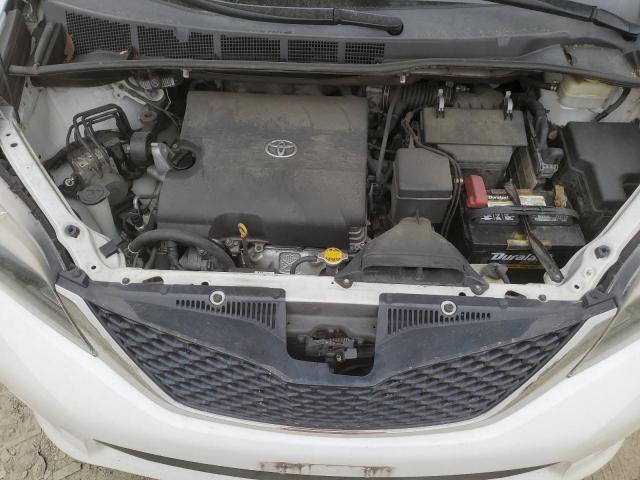 Photo 12 from auction – 2016 TOYOTA SIENNA SE with VIN 5TDXK3DC8GS765642