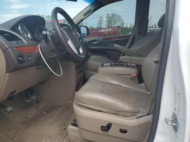 Photo 7 from auction – 2014 CHRYSLER TOWN & COU with VIN 2C4RC1CG0ER455456