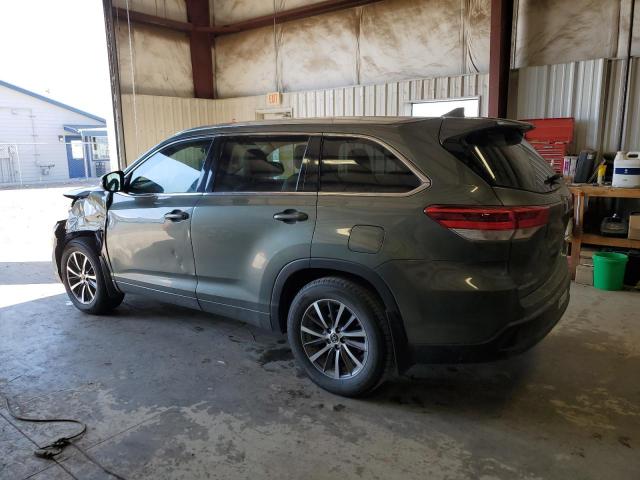 Photo 2 from auction – 2017 TOYOTA HIGHLANDER with VIN 5TDJZRFH8HS443047