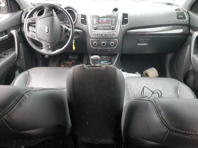 Photo 8 from auction – 2015 KIA SORENTO LX with VIN 5XYKTCA60FG639955