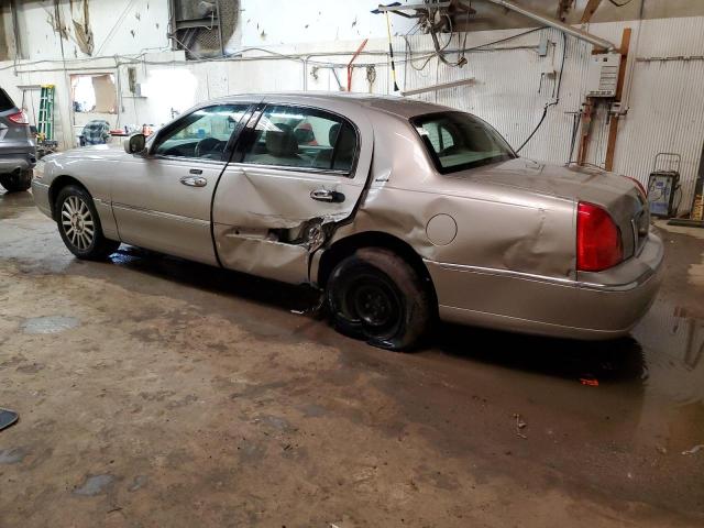 Photo 2 from auction – 2003 LINCOLN TOWN CAR E with VIN 1LNHM81W73Y625022