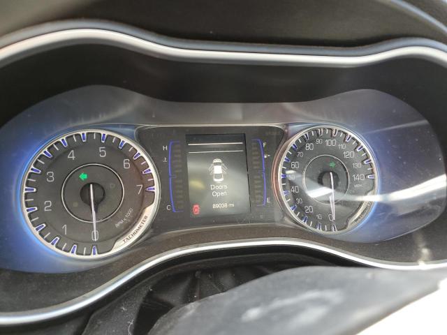 Photo 9 from auction – 2015 CHRYSLER 200 LIMITE with VIN 1C3CCCAB4FN677574