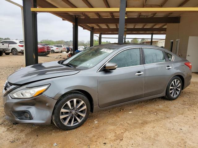 NISSAN ALTIMA 2.5 2017 with VIN 1N4AL3AP0HC215385 - Photo from auction