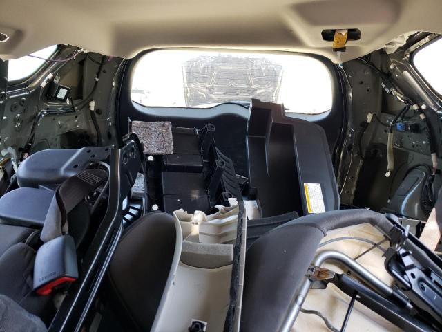 Photo 10 from auction – 2015 TOYOTA RAV4 LE with VIN JTMBFREV5FJ025558