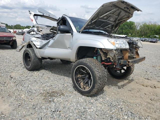 Photo 4 from auction – 2004 TOYOTA 4RUNNER SR with VIN JTEZU14R540037766