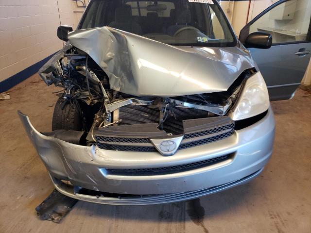 Photo 12 from auction – 2005 TOYOTA SIENNA CE with VIN 5TDZA23C65S335211