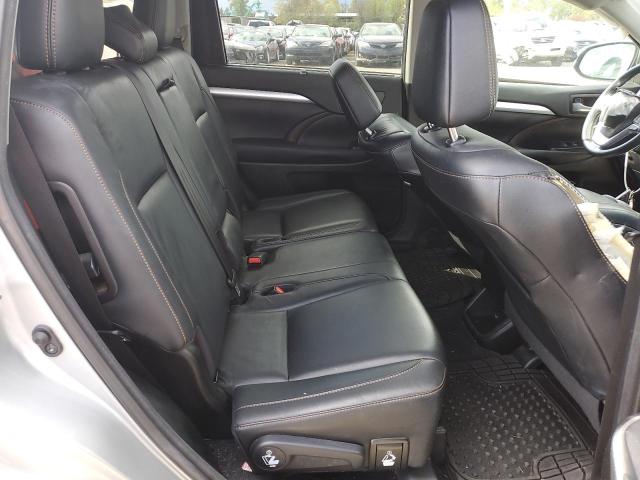 Photo 10 from auction – 2017 TOYOTA HIGHLANDER with VIN 5TDJZRFH3HS416791
