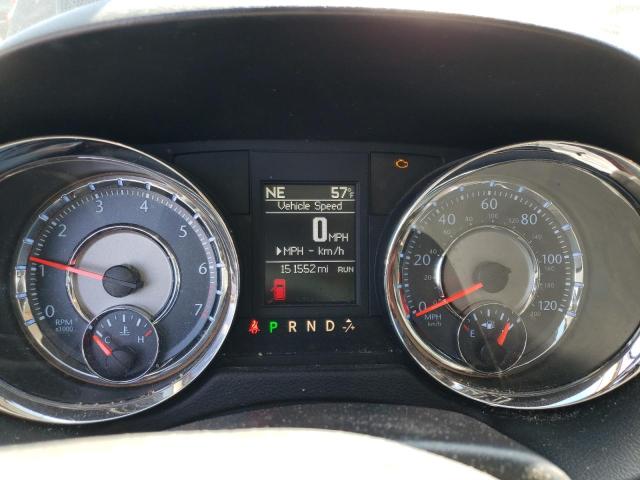Photo 9 from auction – 2015 CHRYSLER TOWN & COU with VIN 2C4RC1BG2FR753347