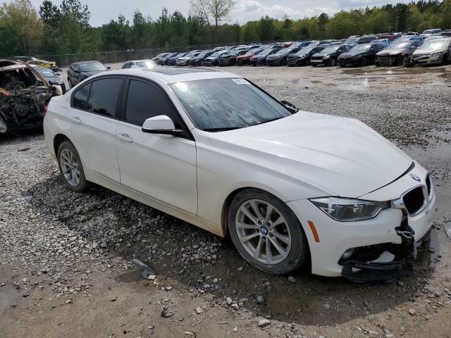 Photo 4 from auction – 2018 BMW 320 XI with VIN WBA8E5G56JNU45752