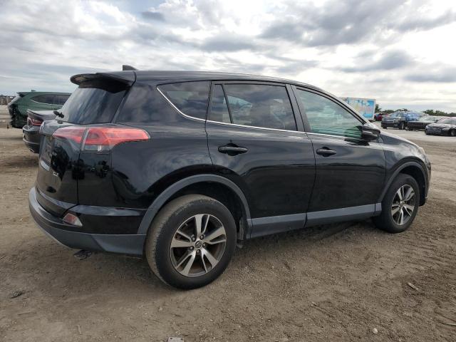 Photo 3 from auction – 2018 TOYOTA RAV4 ADVEN with VIN 2T3WFREV4JW497987