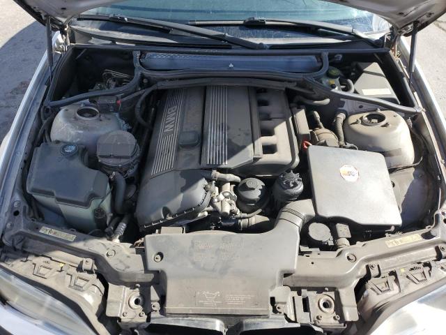 Photo 11 from auction – 2003 BMW 330 XI with VIN WBAEW53433PG10227