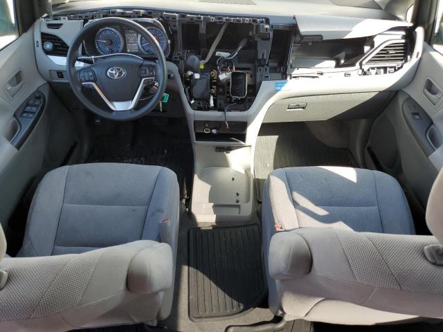 Photo 8 from auction – 2018 TOYOTA SIENNA L with VIN 5TDZZ3DC6JS938120
