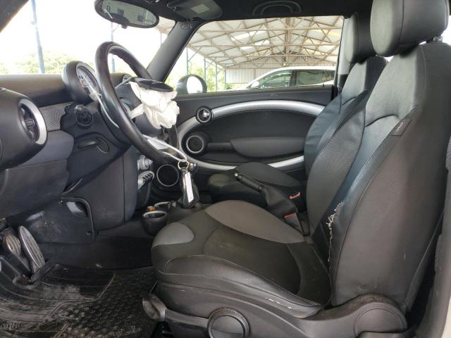 Photo 7 from auction – 2009 MINI COOPER S with VIN WMWMF735X9TT95524