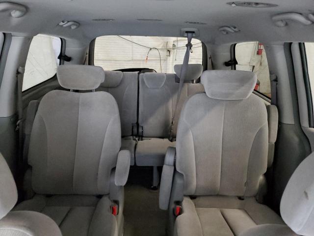 Photo 10 from auction – 2006 KIA SEDONA EX with VIN KNDMB233966048812