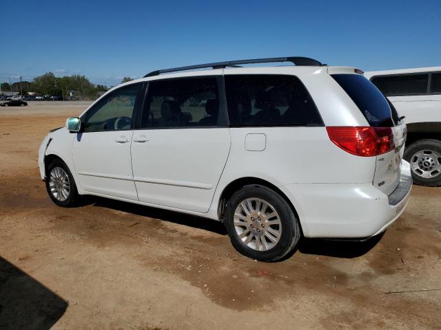 Photo 2 from auction – 2010 TOYOTA SIENNA XLE with VIN 5TDYK4CC3AS338095