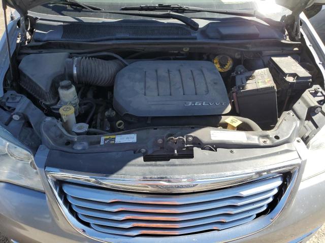 Photo 12 from auction – 2015 CHRYSLER TOWN & COU with VIN 2C4RC1BG6FR655020