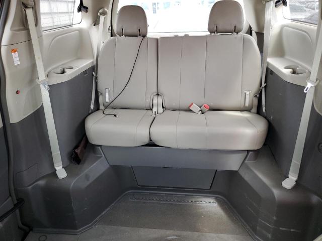 Photo 10 from auction – 2018 TOYOTA SIENNA XLE with VIN 5TDYZ3DC9JS920285