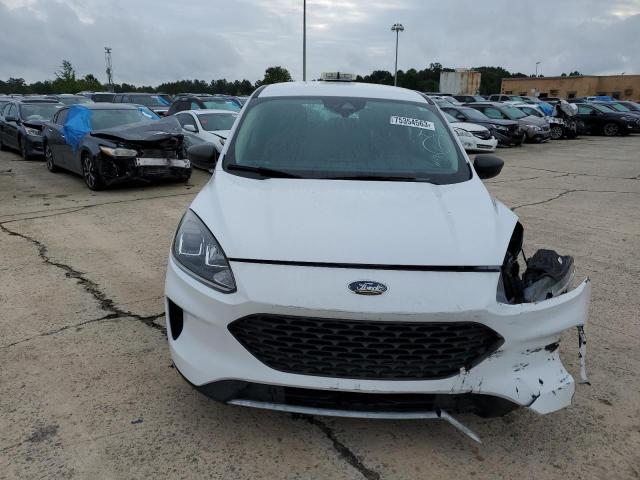 Photo 5 from auction – 2020 FORD ESCAPE S with VIN 1FMCU0F6XLUA46361