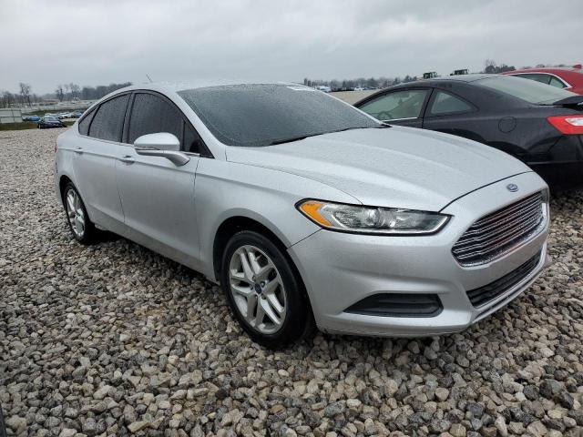 Photo 4 from auction – 2016 FORD FUSION SE with VIN 3FA6P0H72GR259807
