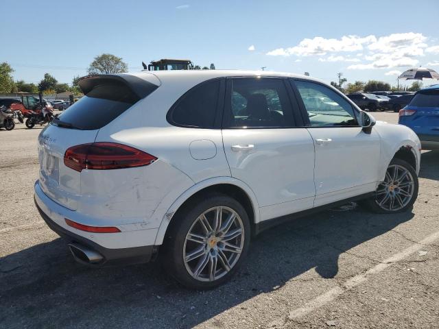 Photo 3 from auction – 2017 PORSCHE CAYENNE with VIN WP1AA2A28HKA81597