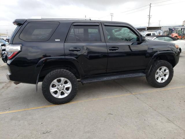 Photo 3 from auction – 2018 TOYOTA 4RUNNER SR with VIN JTEBU5JR2J5571643