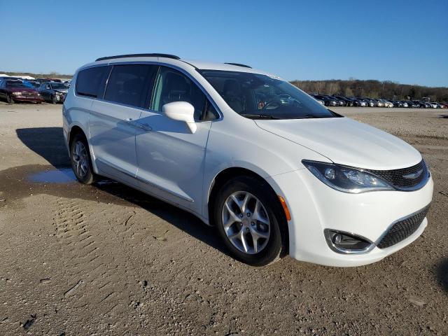 Photo 4 from auction – 2017 CHRYSLER PACIFICA T with VIN 2C4RC1BG0HR810003