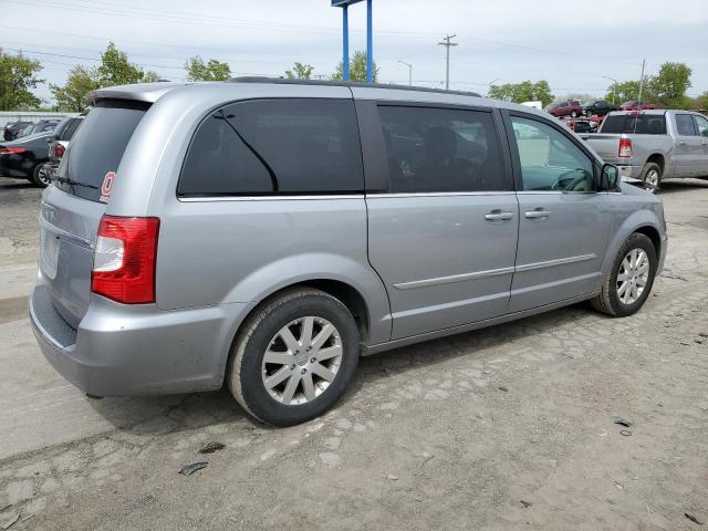 Photo 3 from auction – 2015 CHRYSLER TOWN & COU with VIN 2C4RC1BG5FR565132