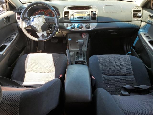 Photo 8 from auction – 2005 TOYOTA CAMRY LE with VIN 4T1BE32K95U064186