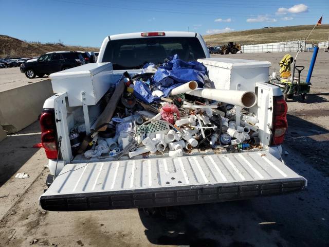 Photo 6 from auction – 2005 CHEVROLET SILVERADO with VIN 1GCEK19B75E198256