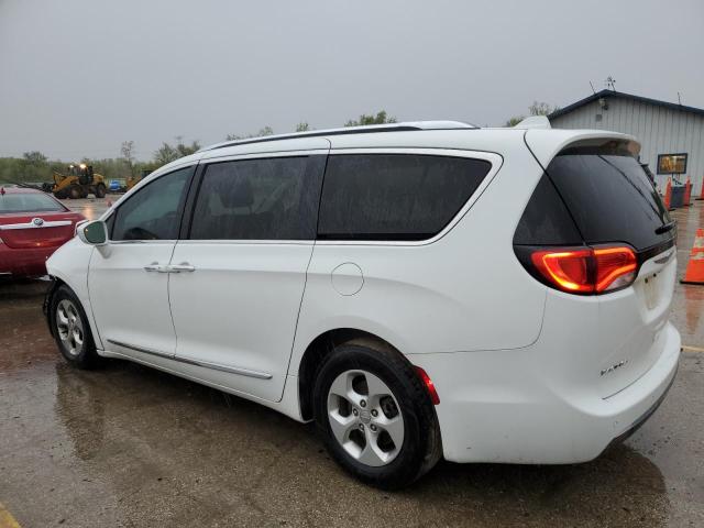 Photo 2 from auction – 2017 CHRYSLER PACIFICA T with VIN 2C4RC1EGXHR570597