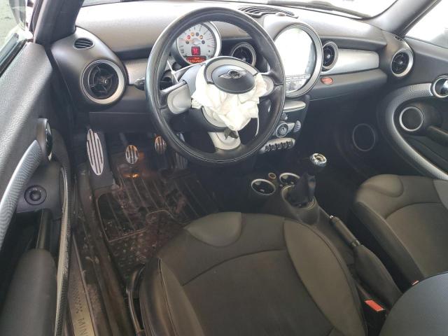Photo 8 from auction – 2009 MINI COOPER S with VIN WMWMF735X9TT95524