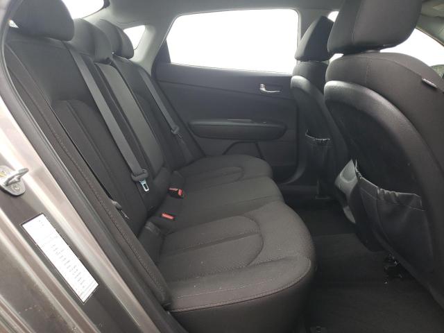 Photo 10 from auction – 2017 KIA OPTIMA LX with VIN 5XXGT4L37HG147705