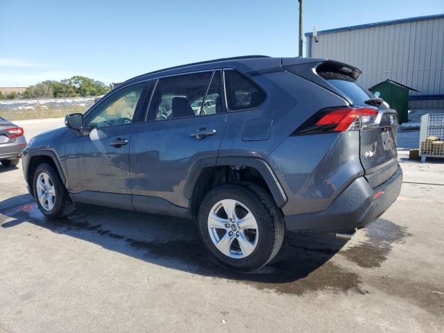Photo 2 from auction – 2019 TOYOTA RAV4 XLE with VIN JTMW1RFV7KD020773