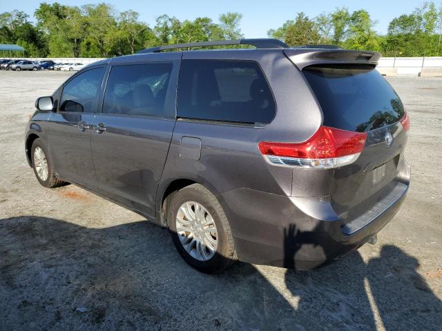Photo 2 from auction – 2011 TOYOTA SIENNA XLE with VIN 5TDYK3DC6BS022247