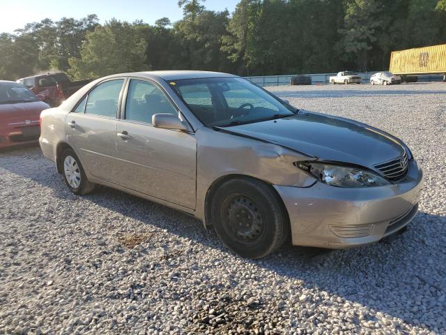 Photo 4 from auction – 2005 TOYOTA CAMRY LE with VIN 4T1BE32K95U081182