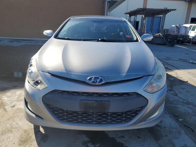 Photo 5 from auction – 2011 HYUNDAI SONATA HYB with VIN KMHEC4A4XBA018696