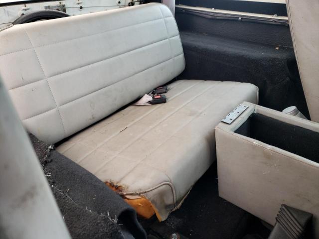 Photo 11 from auction – 1992 JEEP WRANGLER / with VIN 2J4FY19P7NJ526799