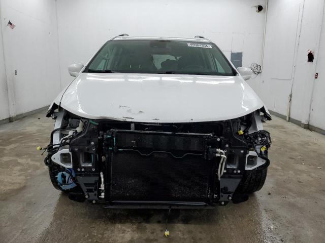 Photo 5 from auction – 2018 CHRYSLER PACIFICA T with VIN 2C4RC1BG0JR263000