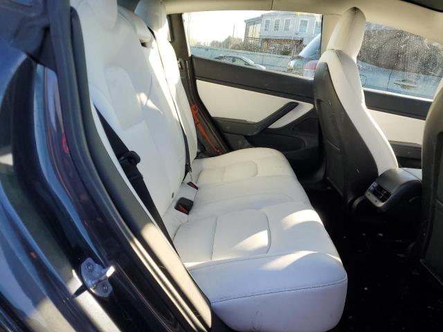Photo 10 from auction – 2019 TESLA MODEL 3 with VIN 5YJ3E1EB2KF450395