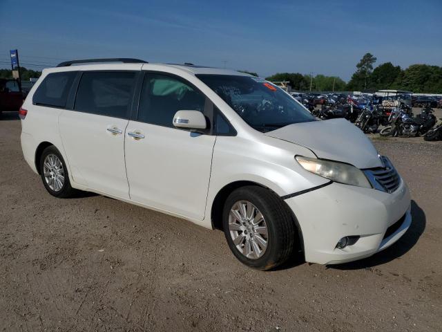 Photo 4 from auction – 2013 TOYOTA SIENNA XLE with VIN 5TDYK3DC4DS335834
