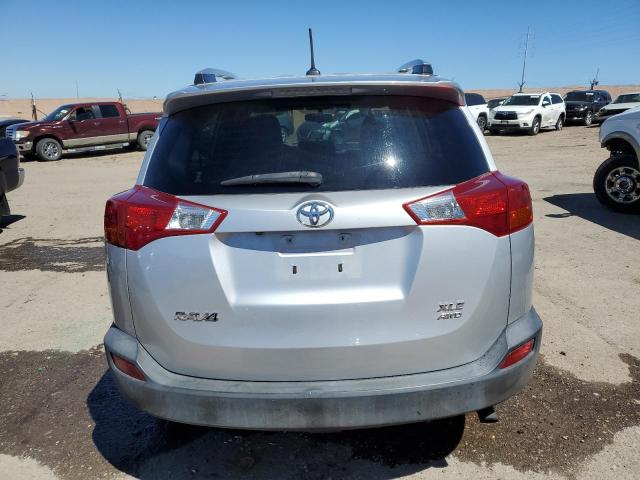 Photo 6 from auction – 2015 TOYOTA RAV4 XLE with VIN JTMRFREVXFD122400