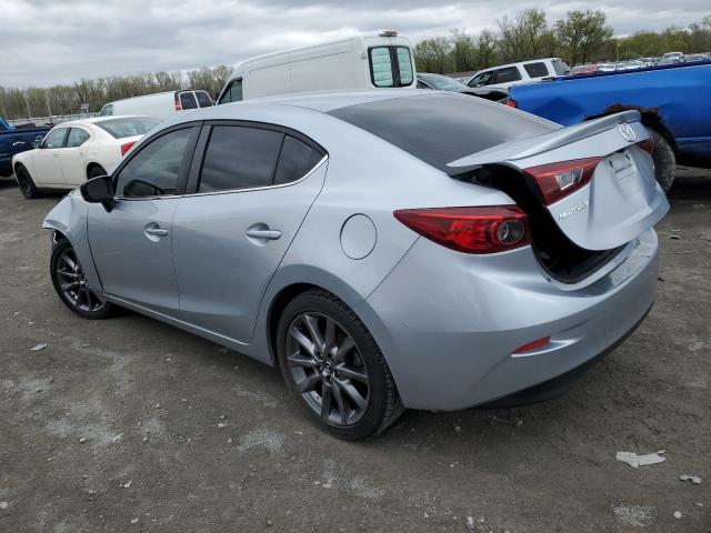 Photo 2 from auction – 2018 MAZDA 3 TOURING with VIN 3MZBN1V38JM206696