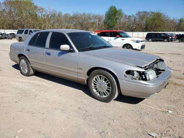 Photo 4 from auction – 2010 MERCURY GRAND MARQ with VIN 2MEBM7FV9AX623739