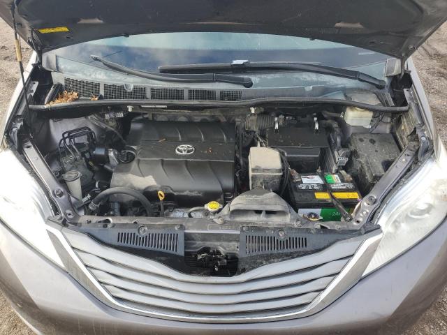 Photo 12 from auction – 2012 TOYOTA SIENNA XLE with VIN 5TDYK3DC9CS226154