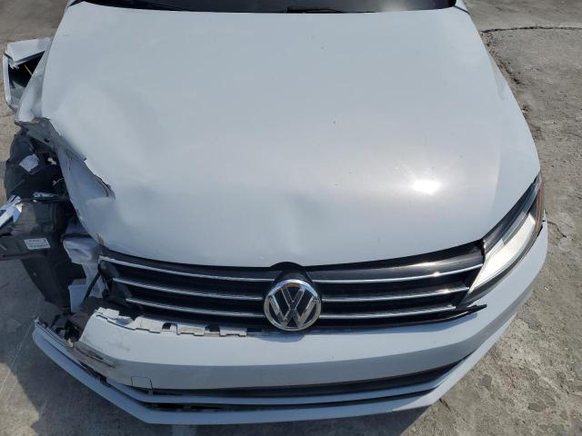 Photo 11 from auction – 2017 VOLKSWAGEN JETTA SE with VIN 3VWDB7AJ2HM397387