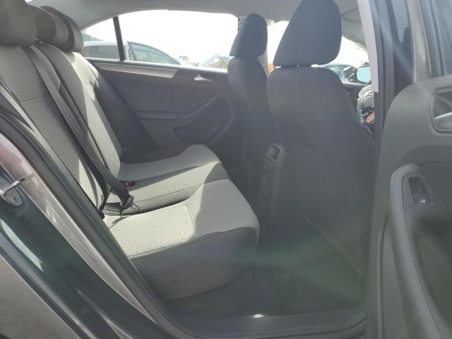 Photo 10 from auction – 2017 VOLKSWAGEN JETTA S with VIN 3VW2B7AJ3HM301256