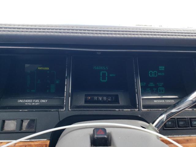 Photo 9 from auction – 1993 LINCOLN TOWN CAR with VIN 1LNLM81W4PY764962