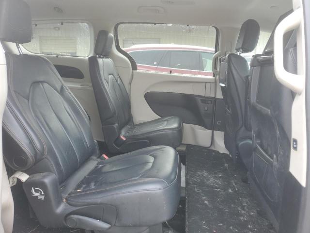 Photo 11 from auction – 2017 CHRYSLER PACIFICA T with VIN 2C4RC1EG1HR584789