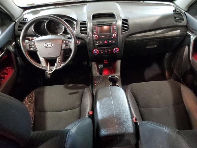 Photo 8 from auction – 2012 KIA SORENTO EX with VIN 5XYKU3A68CG306704
